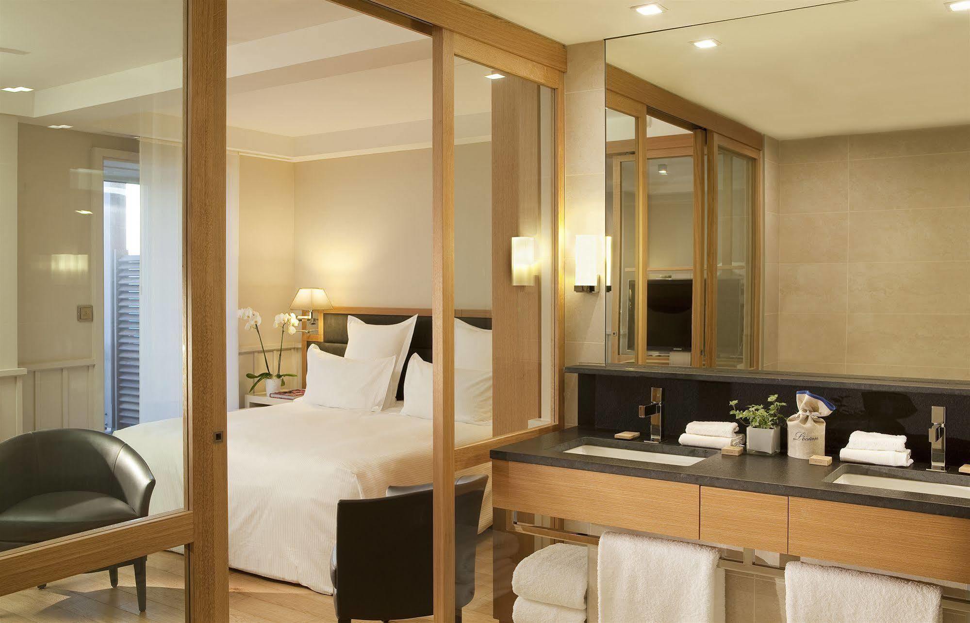 Grand Hotel De L'Ocean 르크로아시 외부 사진